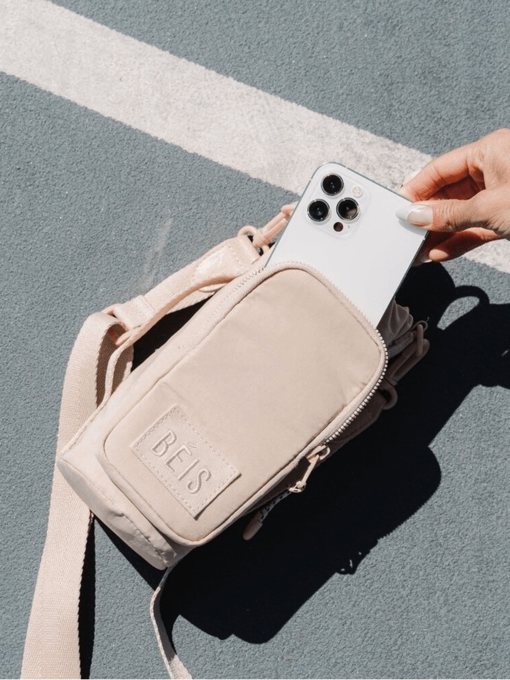 BEIS Water Bottle Sling Beige - Picture 14 of 16